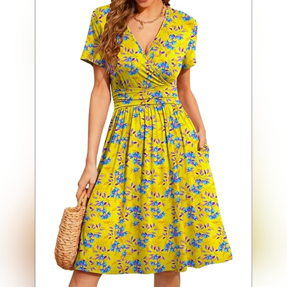 🆕 WEACZZY Yellow Flower Dress Sz M Short sleeve